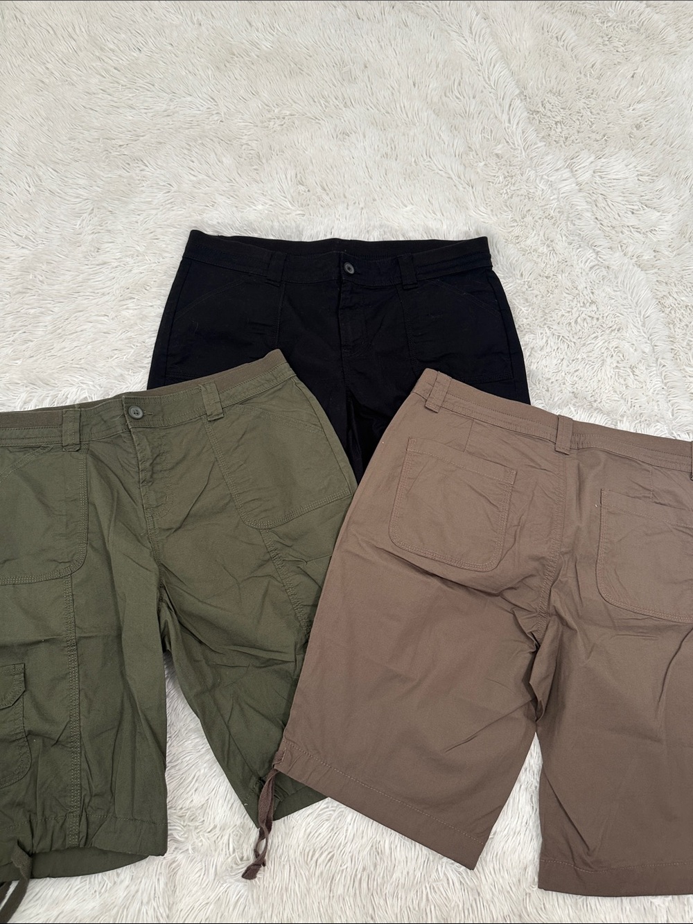 🐝 Bundle of 3 St John’s Bay Bermuda Shorts Size 10